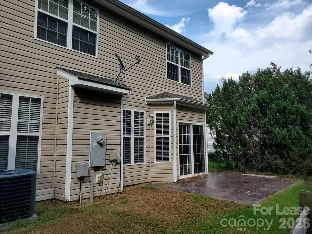 12218 Honor Guard Avenue Charlotte NC 28277