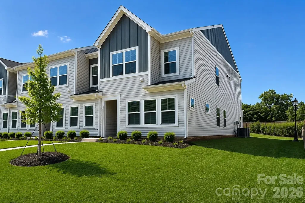 4624 Lakeview Road Charlotte NC 28216
