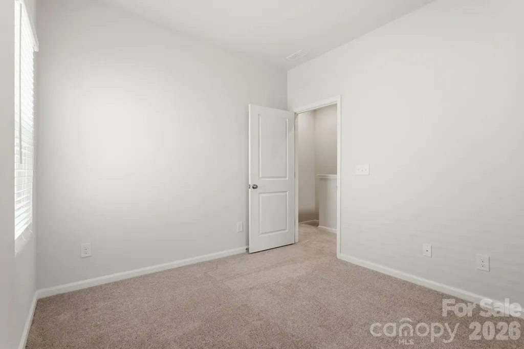 4624 Lakeview Road Charlotte NC 28216