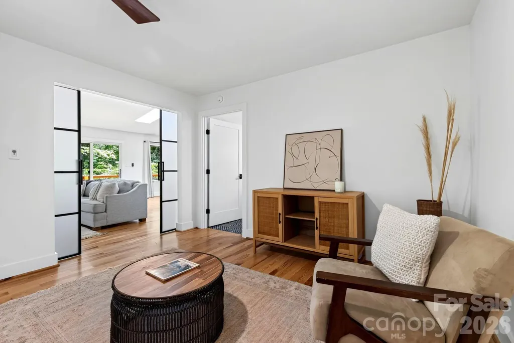 12 Beech Tree Lane Asheville NC 28804