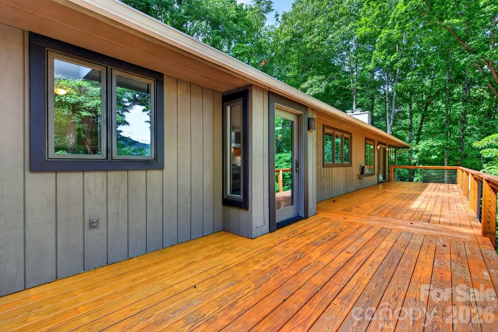 12 Beech Tree Lane Asheville NC 28804