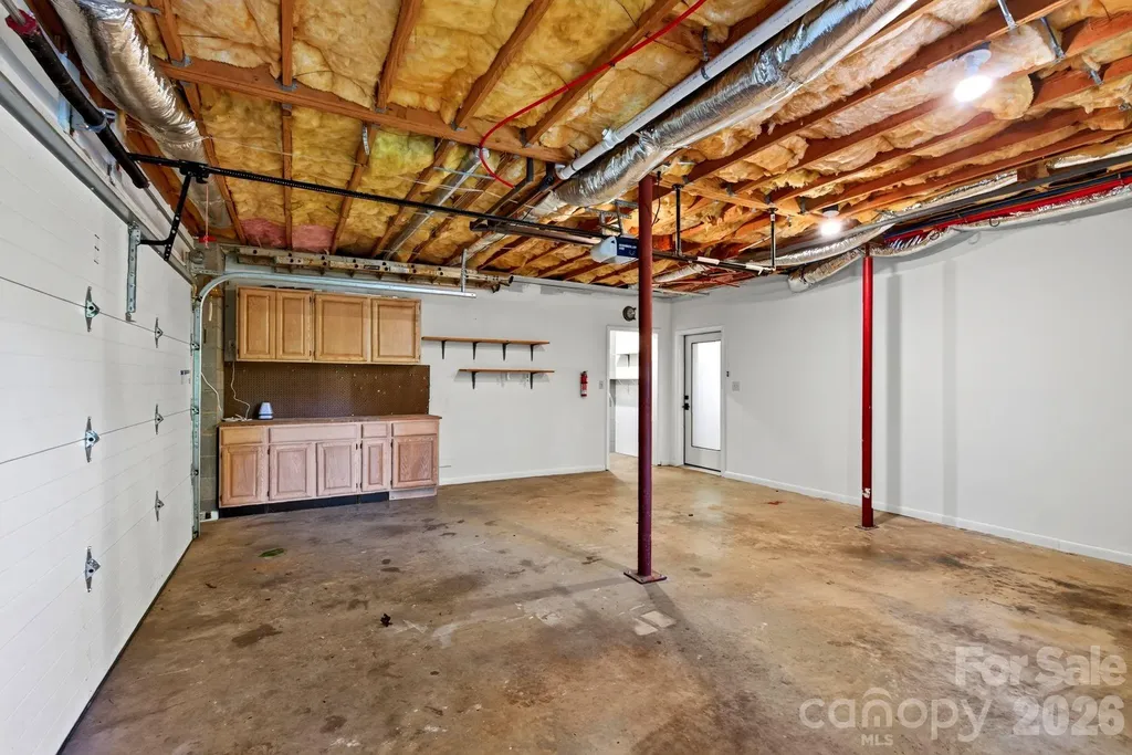 12 Beech Tree Lane Asheville NC 28804