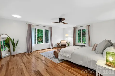 12 Beech Tree Lane Asheville NC 28804