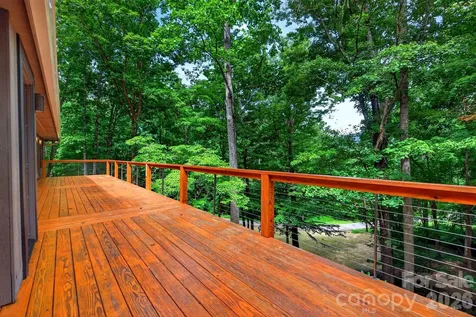 12 Beech Tree Lane Asheville NC 28804