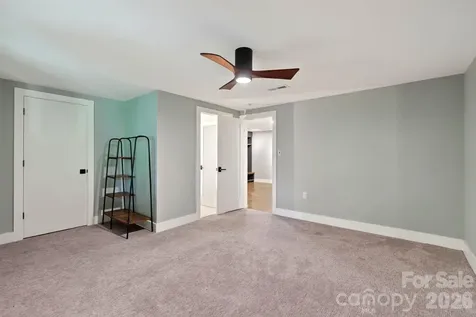 12 Beech Tree Lane Asheville NC 28804