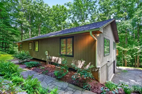 12 Beech Tree Lane Asheville NC 28804
