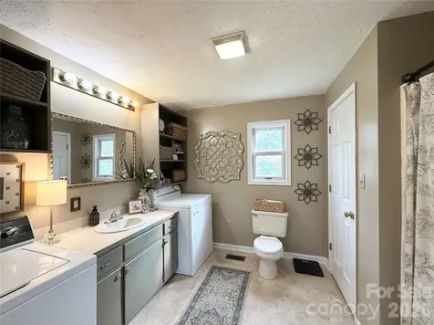 2064 Alberton Lane Lenoir NC 28645