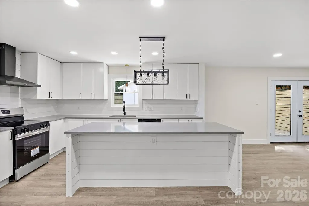 8033 Ritter Drive Charlotte NC 28270