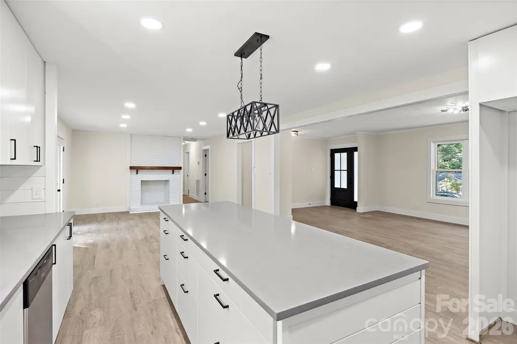8033 Ritter Drive Charlotte NC 28270