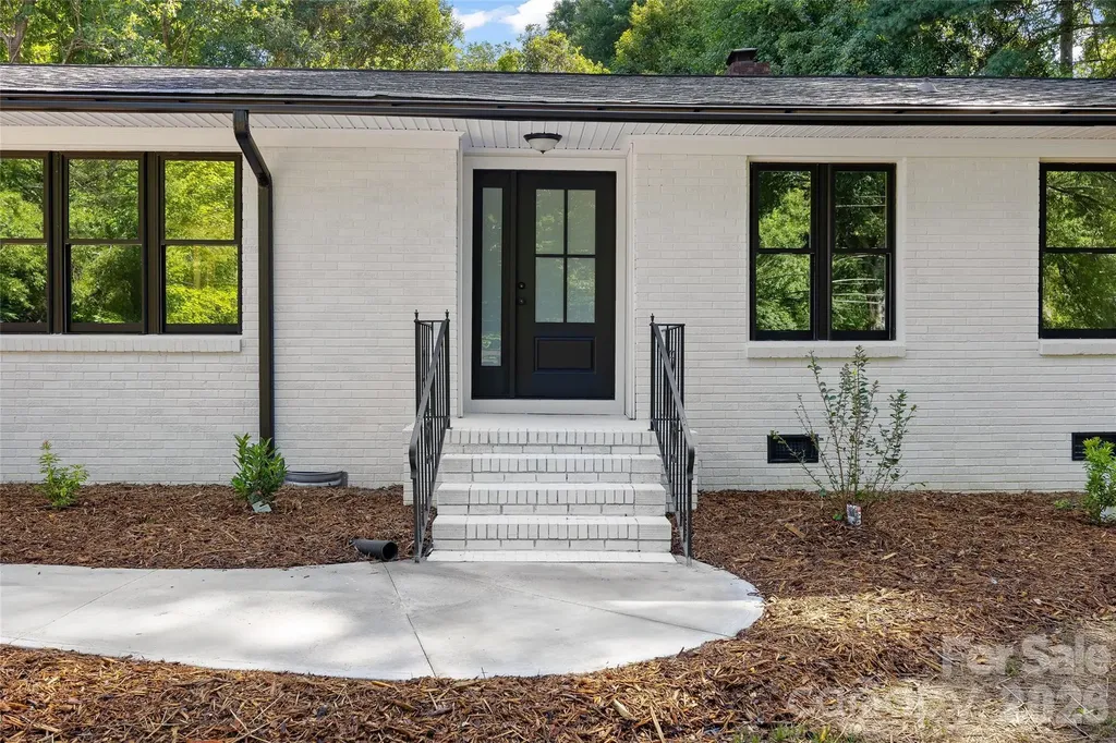 8033 Ritter Drive Charlotte NC 28270
