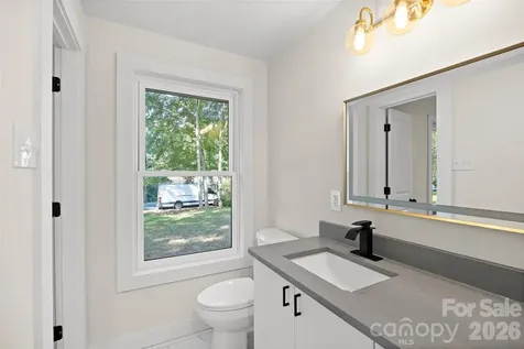 8033 Ritter Drive Charlotte NC 28270