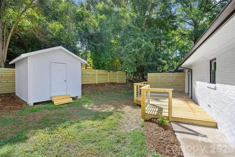 8033 Ritter Drive Charlotte NC 28270