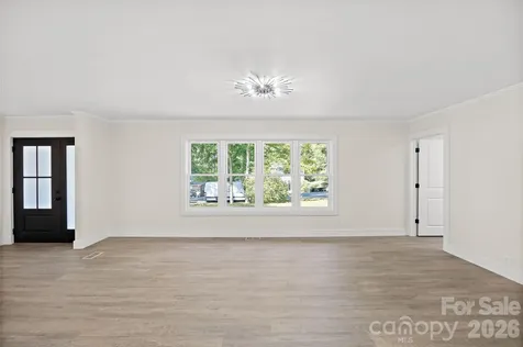 8033 Ritter Drive Charlotte NC 28270