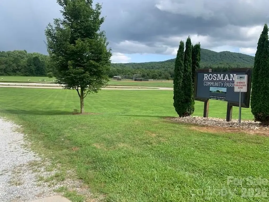 28 W Chestnut Street Rosman NC 28712