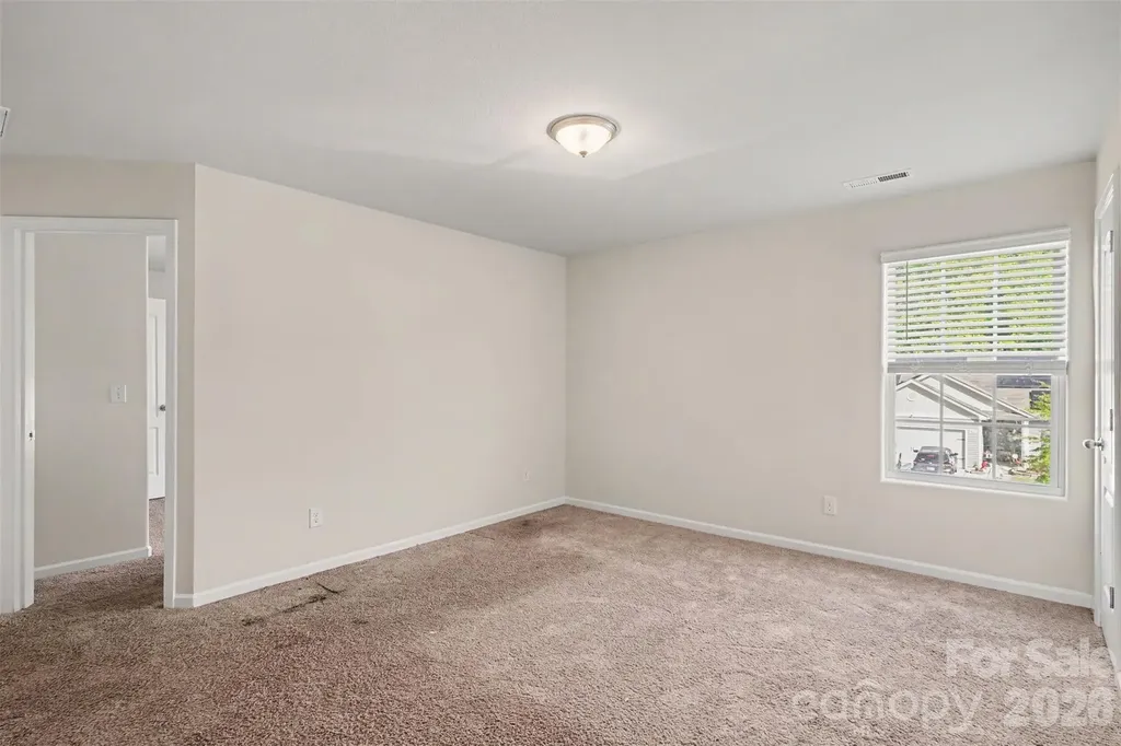 8411 Highgate Drive Charlotte NC 28215