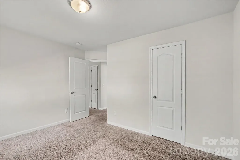 8411 Highgate Drive Charlotte NC 28215