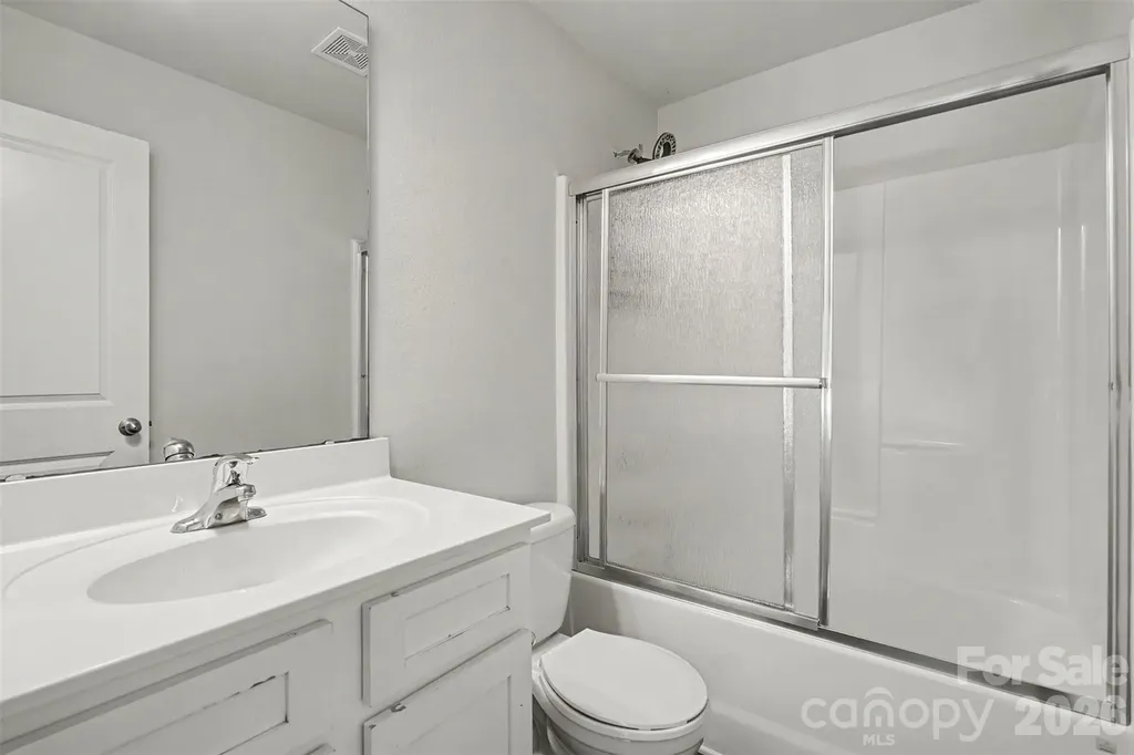 8411 Highgate Drive Charlotte NC 28215