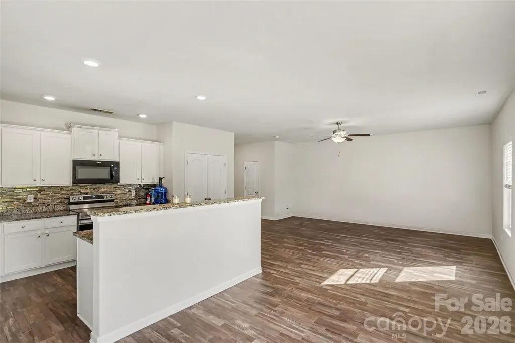 8411 Highgate Drive Charlotte NC 28215