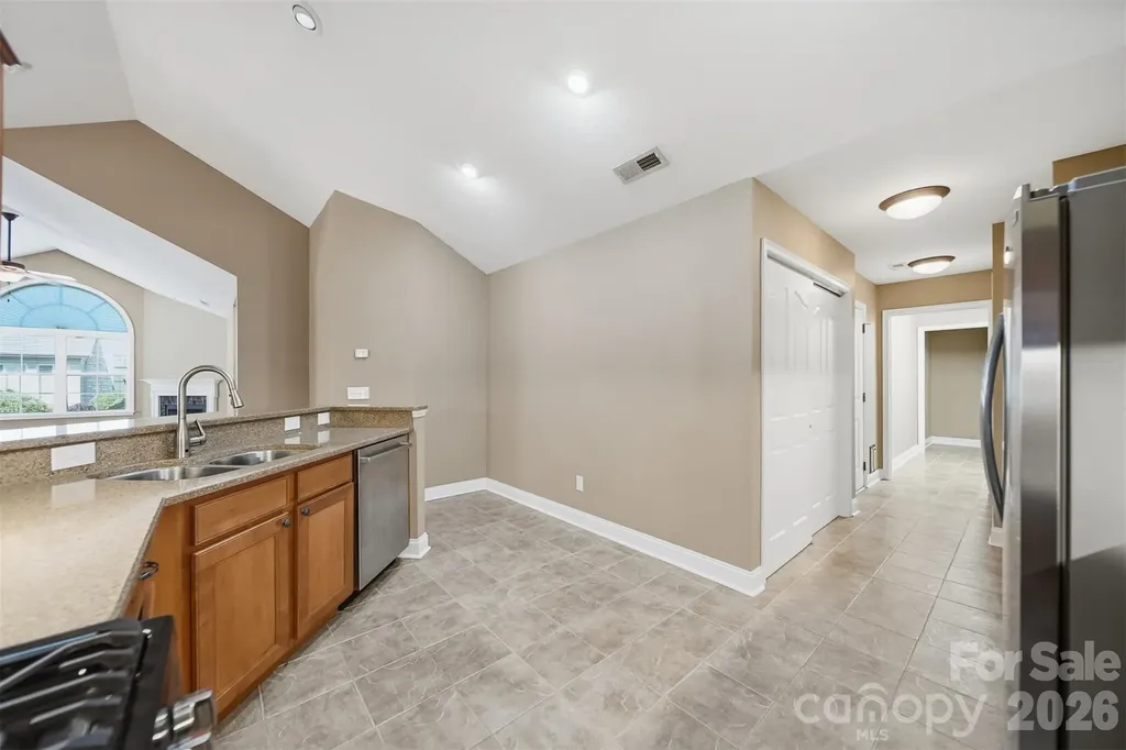 808 Wynnshire Drive Hickory NC 28601