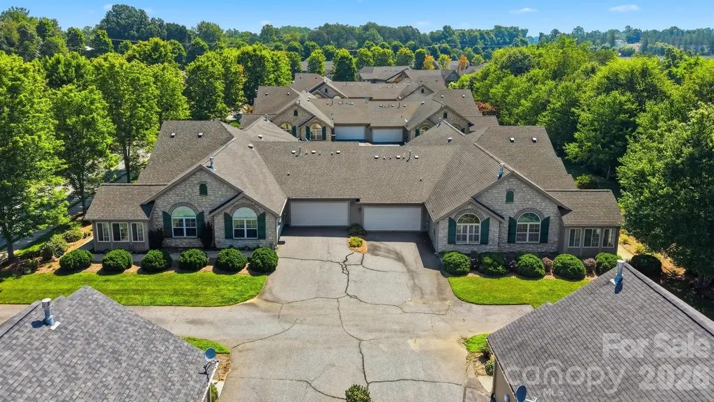 808 Wynnshire Drive Hickory NC 28601