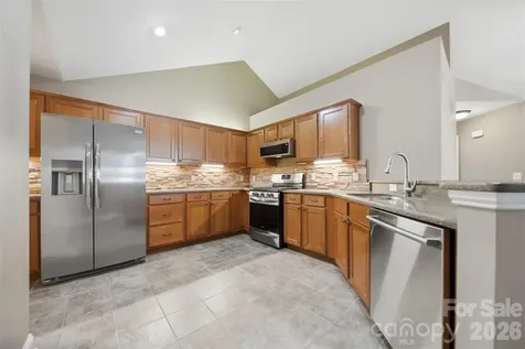 808 Wynnshire Drive Hickory NC 28601