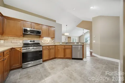 808 Wynnshire Drive Hickory NC 28601