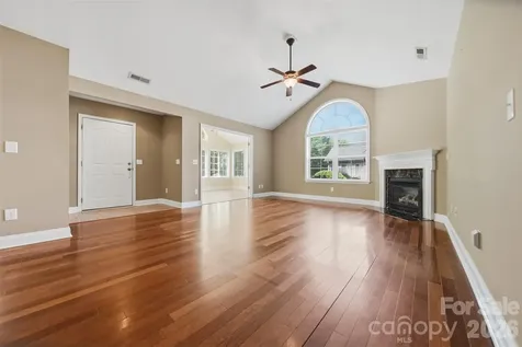 808 Wynnshire Drive Hickory NC 28601