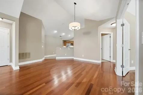 808 Wynnshire Drive Hickory NC 28601