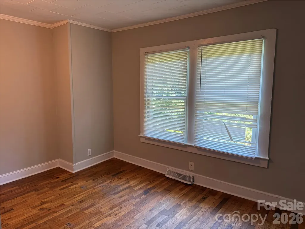 514 S Avon Street Gastonia NC 28054