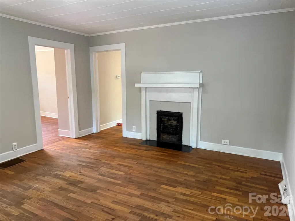 514 S Avon Street Gastonia NC 28054