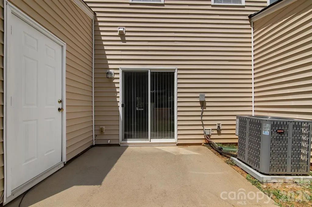 8618 Twined Creek Lane Charlotte NC 28227