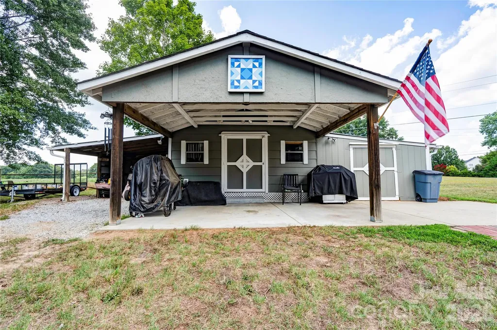 2002 Flint Hill Church Road Shelby NC 28152