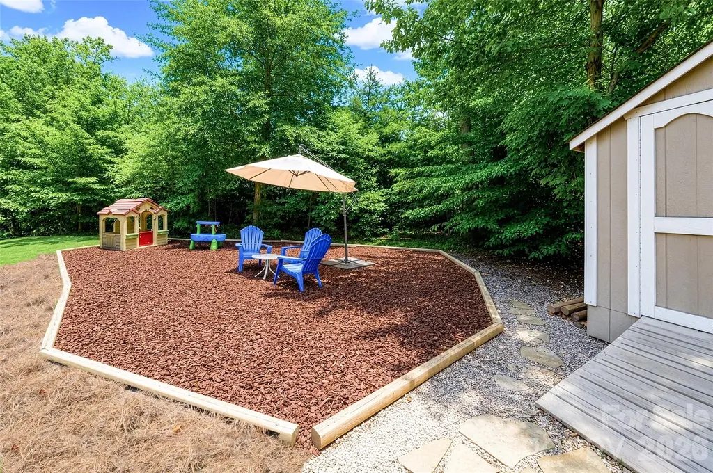 4018 Harmattan Drive Denver NC 28037
