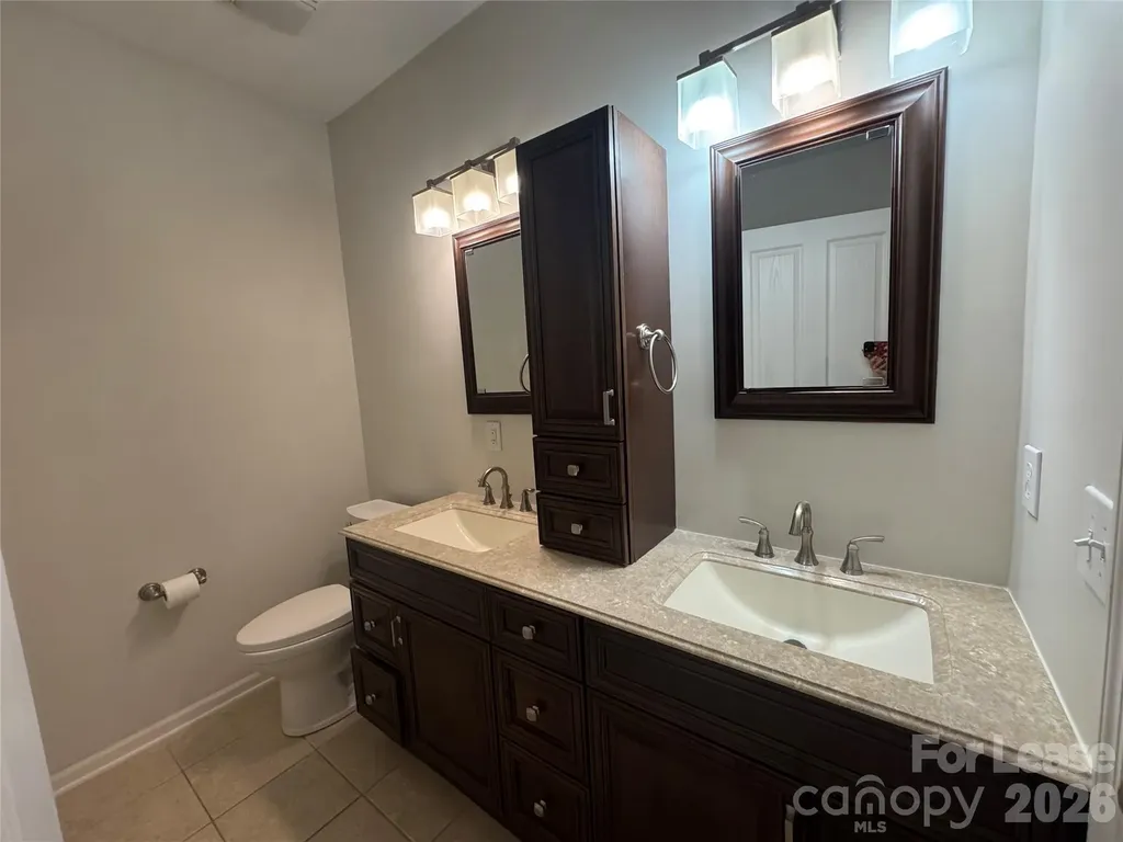2416 Coltsview Road Matthews NC 28105
