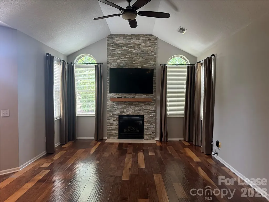 2416 Coltsview Road Matthews NC 28105
