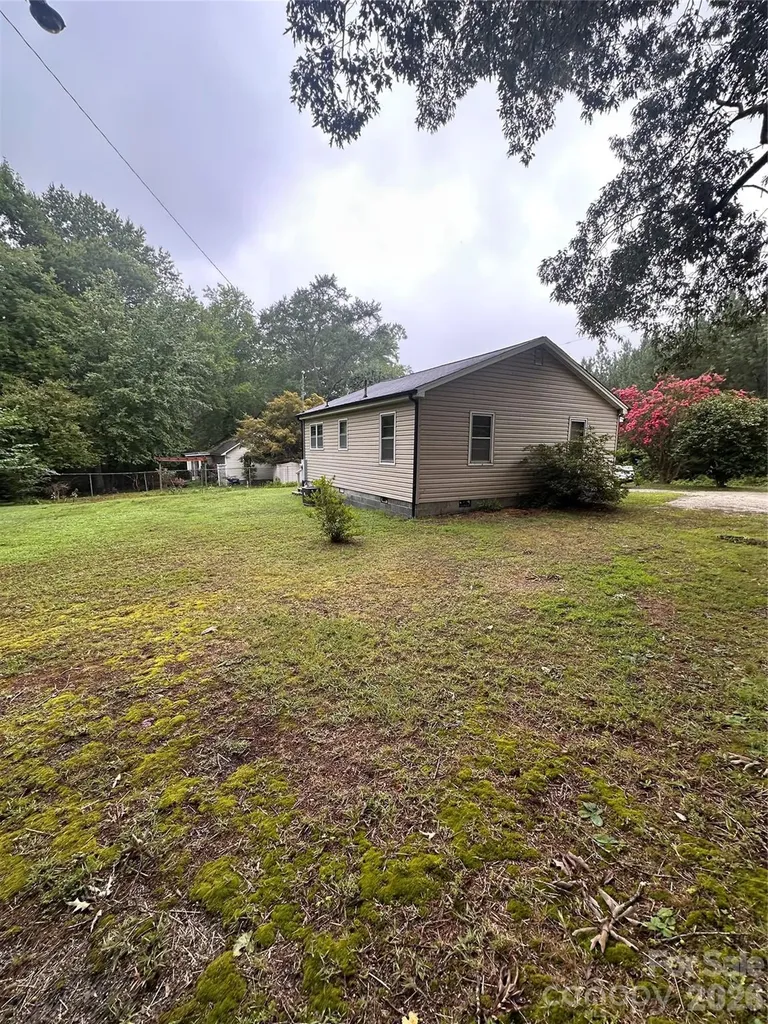 107 Vida Lane Cherryville NC 28021