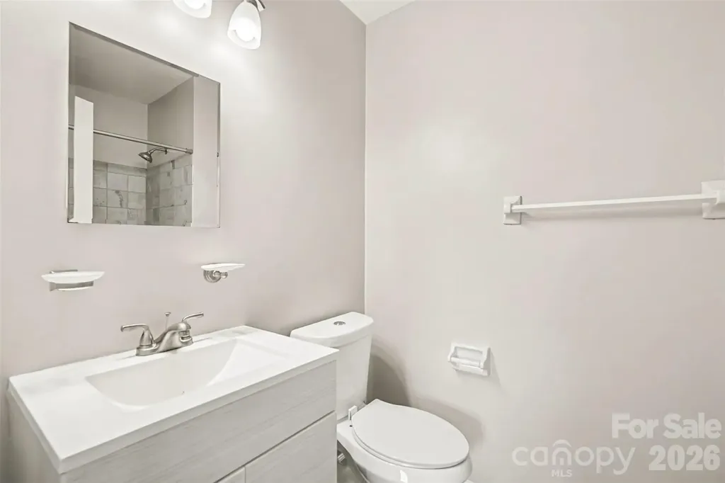 6165 Meadow Rose Lane Charlotte NC 28215
