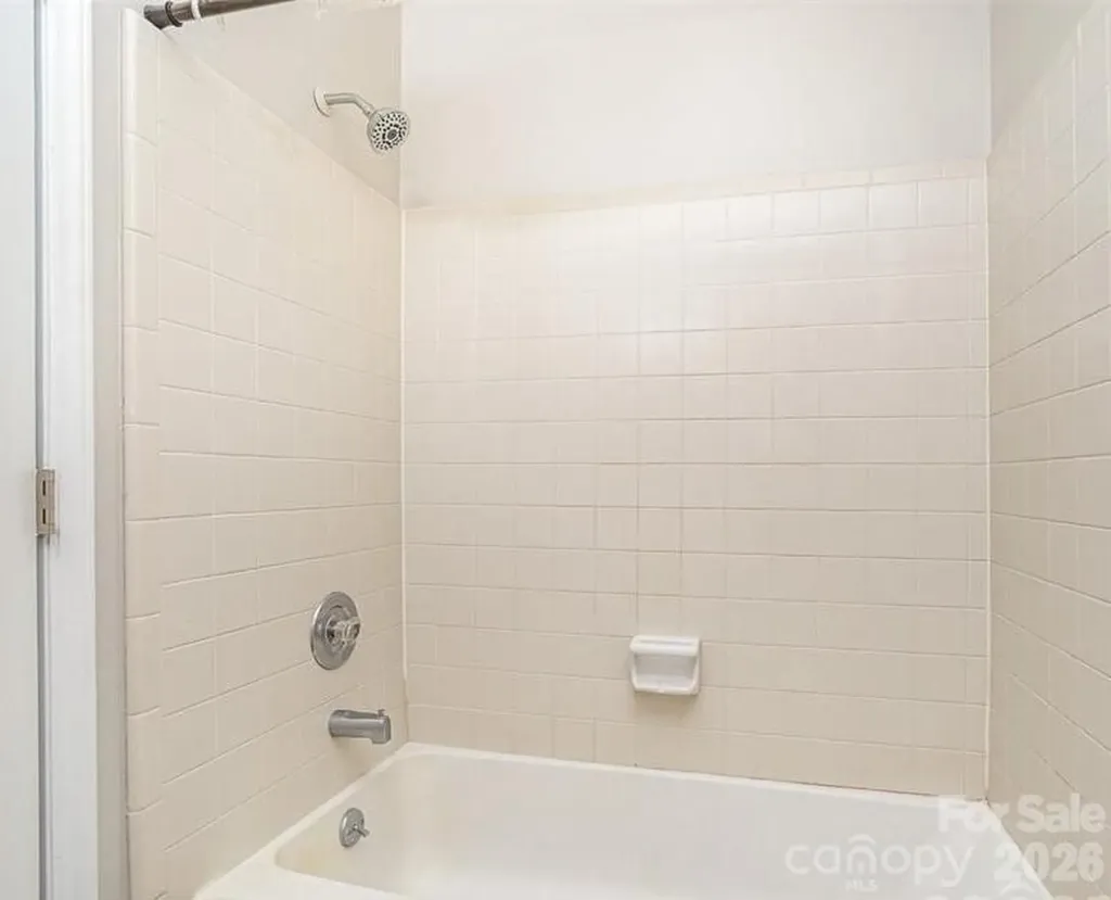 6165 Meadow Rose Lane Charlotte NC 28215