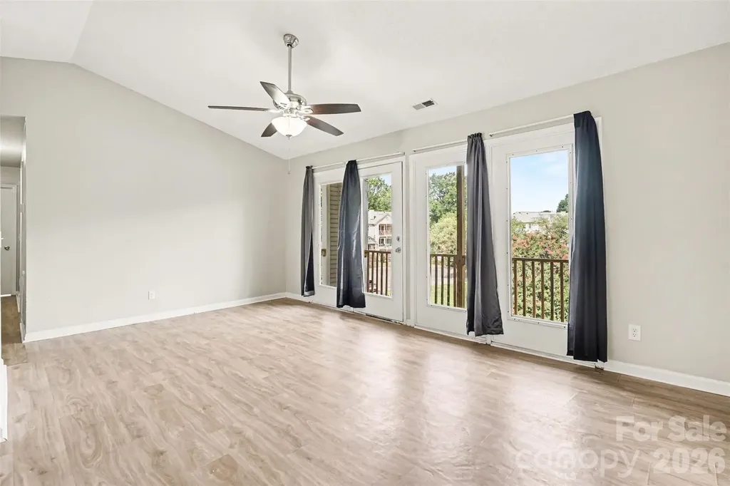 6165 Meadow Rose Lane Charlotte NC 28215