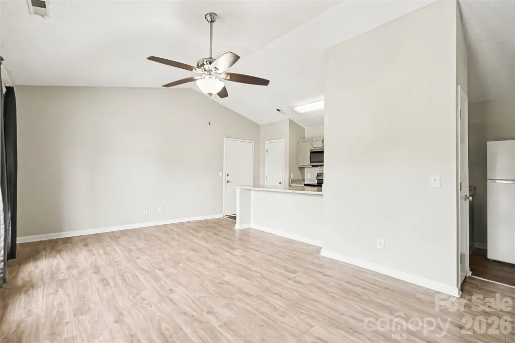 6165 Meadow Rose Lane Charlotte NC 28215