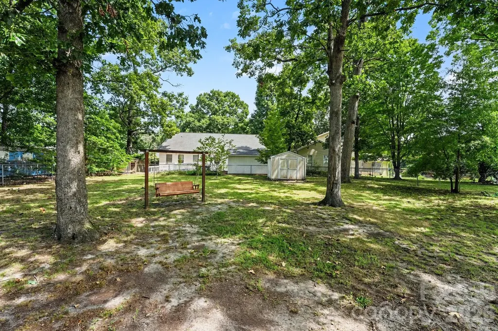 2111 Englewood Street Kannapolis NC 28083