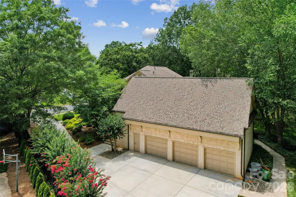 5121 Chillmark Road Charlotte NC 28226