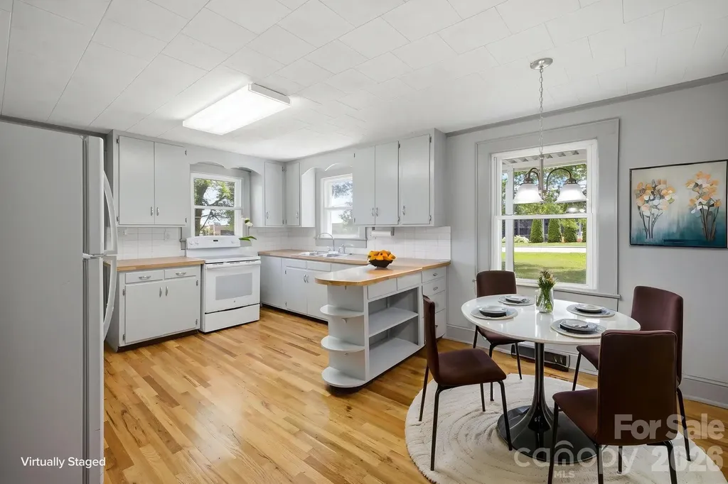 825 21st Street Drive SE Hickory NC 28602
