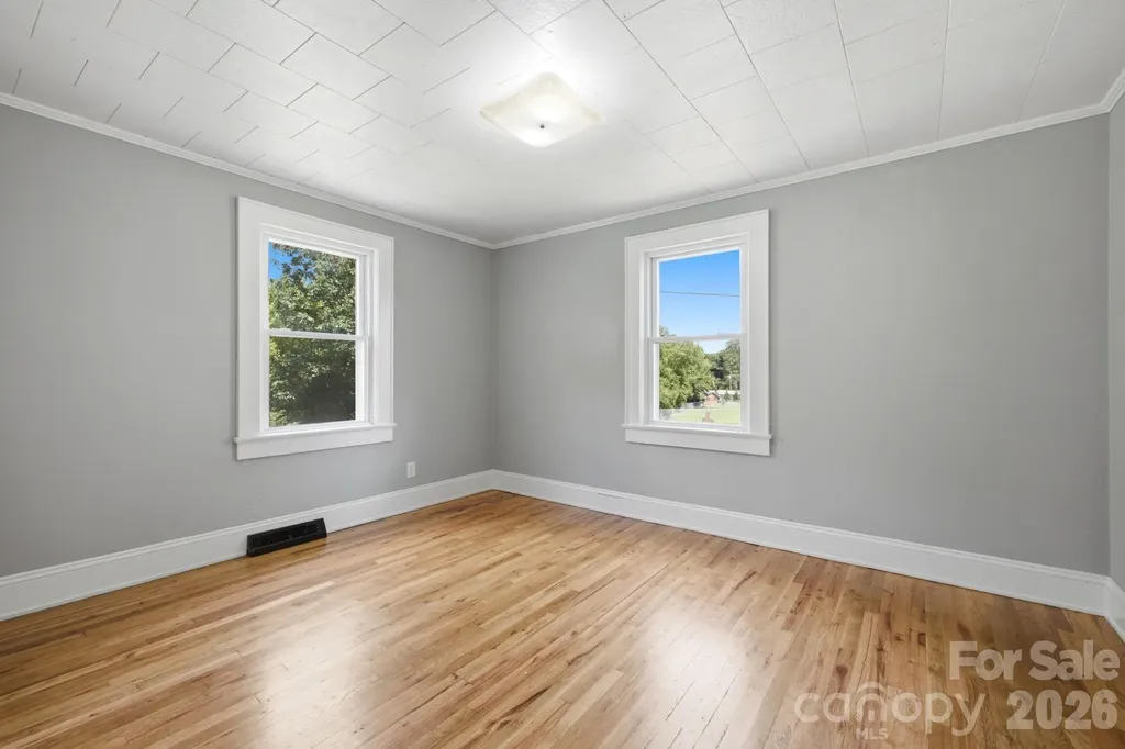 825 21st Street Drive SE Hickory NC 28602