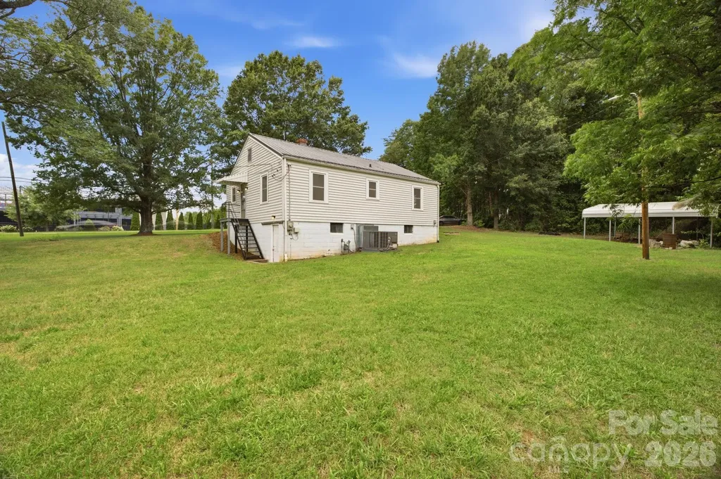 825 21st Street Drive SE Hickory NC 28602