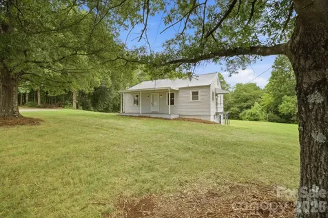 825 21st Street Drive SE Hickory NC 28602