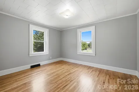 825 21st Street Drive SE Hickory NC 28602