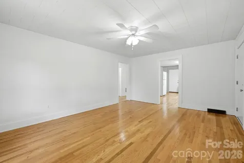 825 21st Street Drive SE Hickory NC 28602
