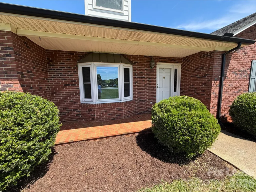 236 Meadow Oaks Drive Statesville NC 28625