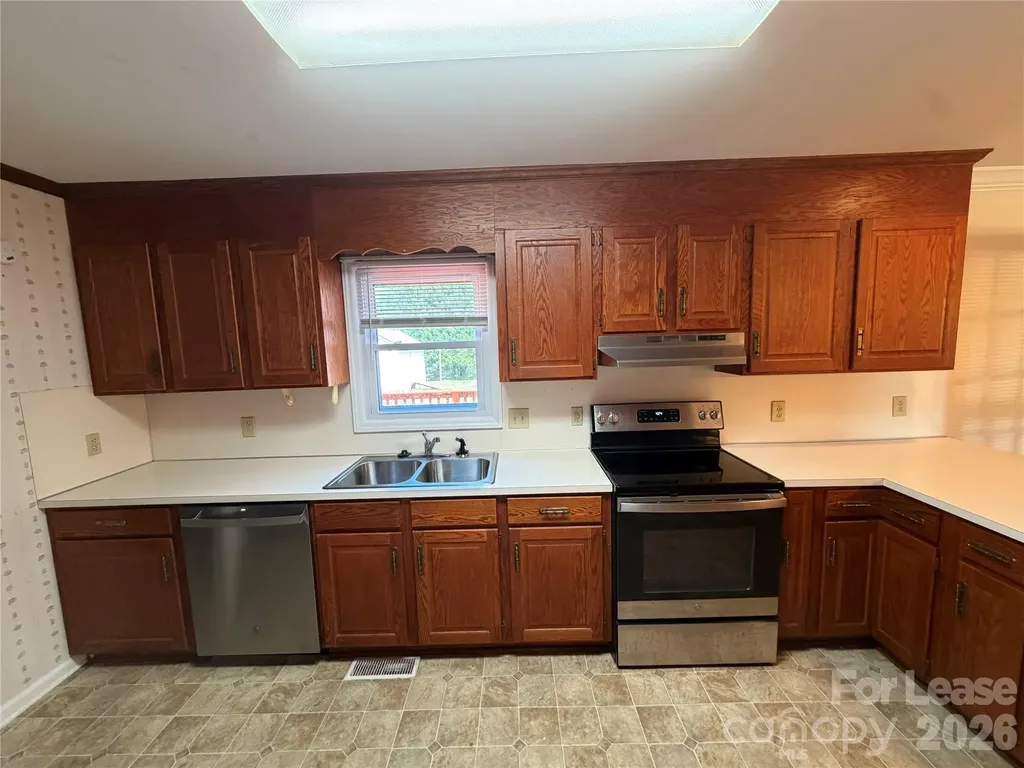236 Meadow Oaks Drive Statesville NC 28625